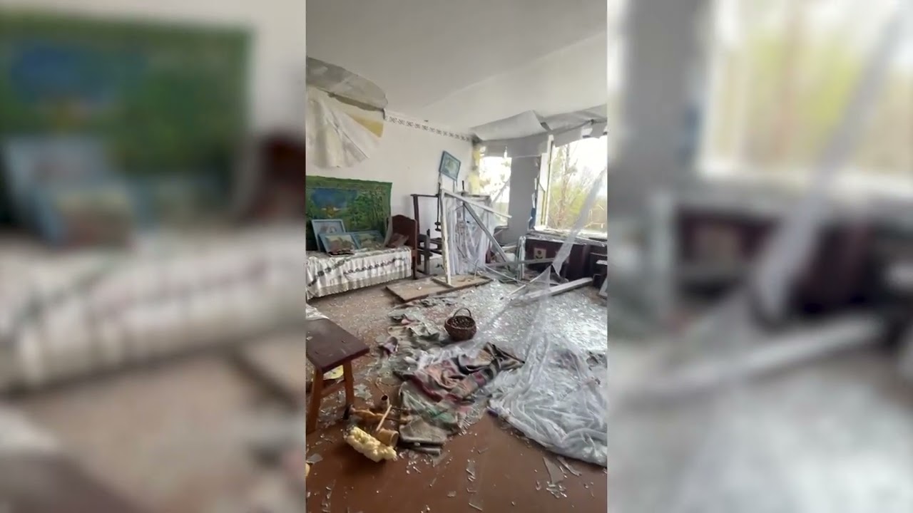 Все навмисно знищили, люди повертаються у розтрощені будинки: село Кухарі під Києвом