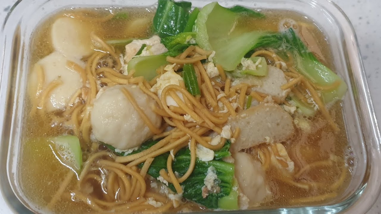CANTONESE YEE MEE / NOODLE SOUP | RECIPE | COOKING | RINA'S KITCHEN