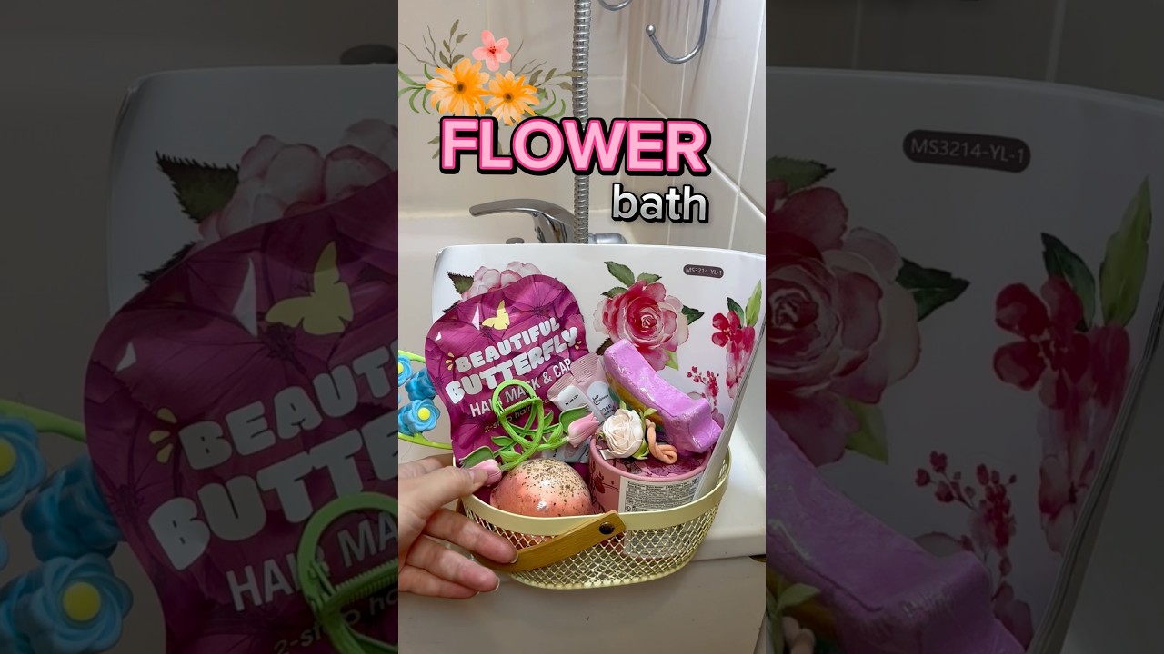 Flower bath 🪷 #asmr #bathtime #bathroutine #flowers #diy #bathessentials