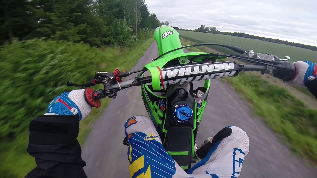 Kawasaki KX250F - Power Wheelie Run