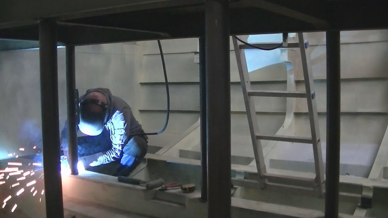 Shibumi Boat Build EP14  - Engine room struts and a new Bulkhead door - Steel Boat Building