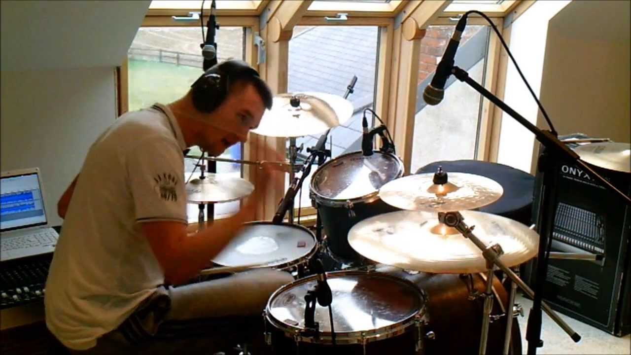 Queens of the Stone Age - My God is the Sun ( Drum Cover )