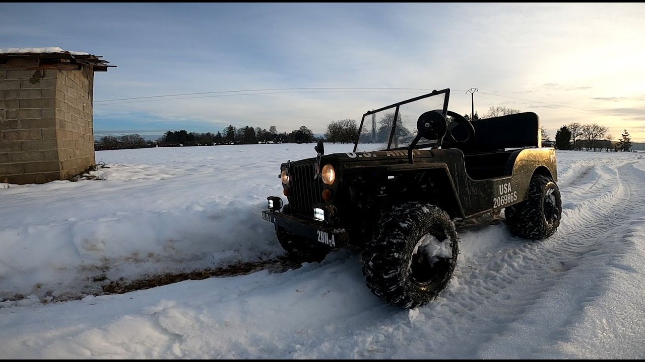Mini Jeep Snow