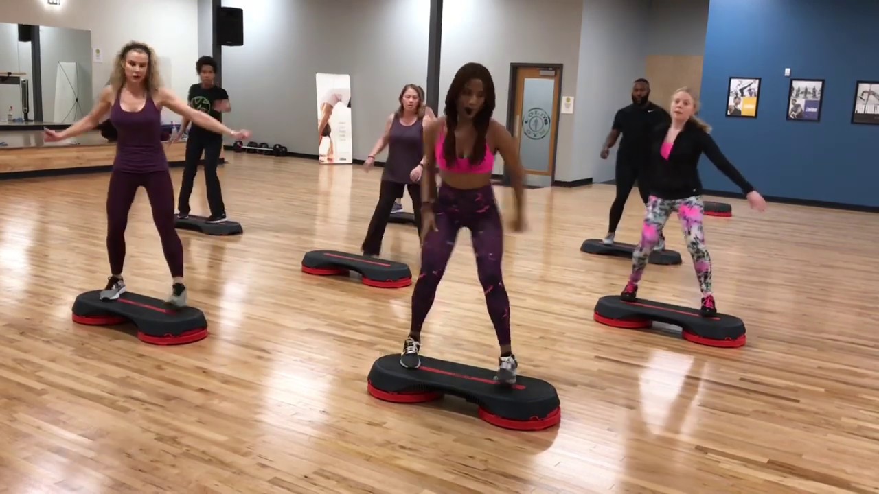 50 Minute *LIVE* Mixed Level STEP WORKOUT (Party)| Fit Outside The Box With Karla