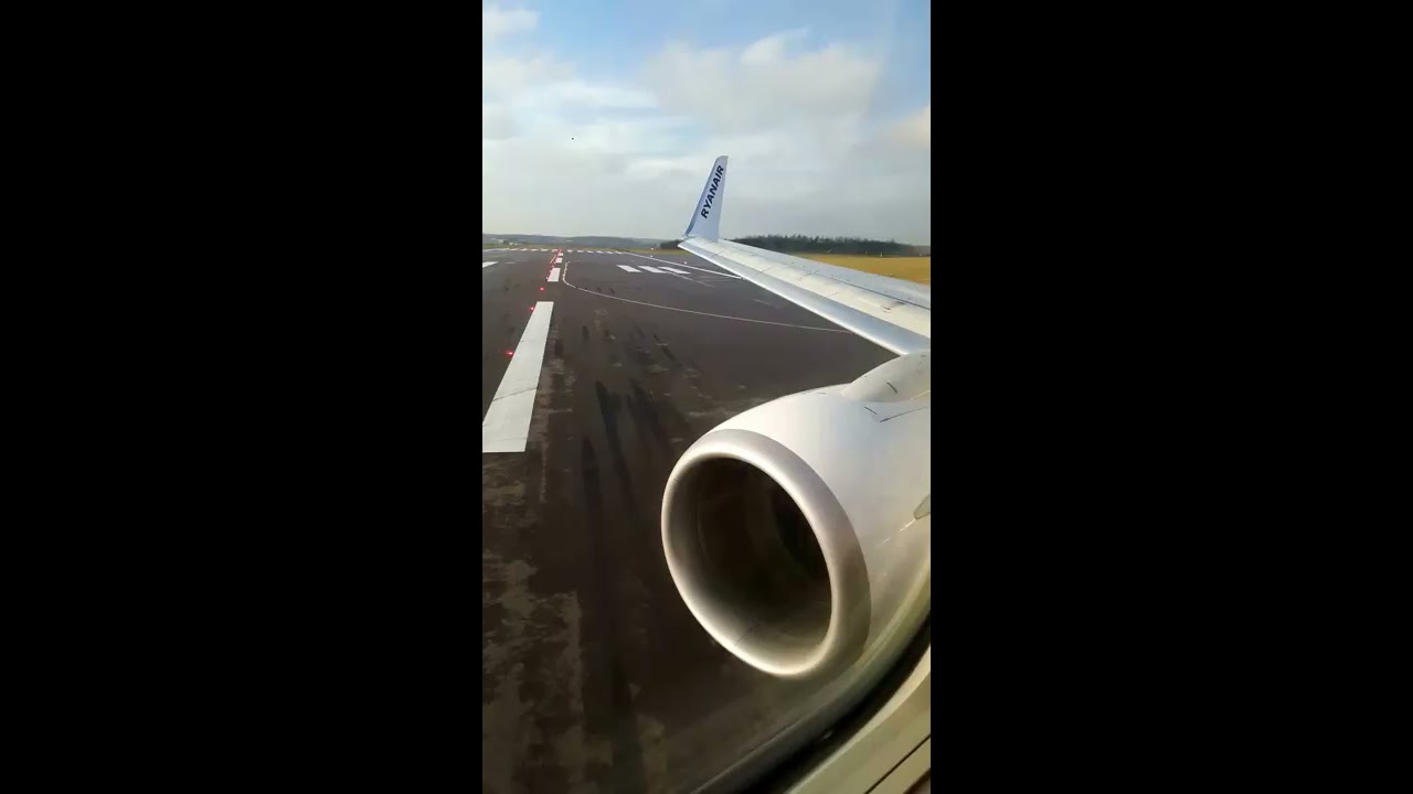 EPGD Gdańsk Airport Takeoff RYANAIR