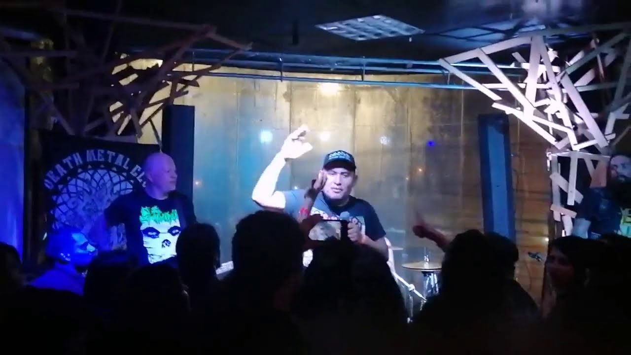 C.A.R.N.E - NATURAL BORN BIG TITS - BOGOTA - COLOMBIA  - DICIEMBRE 20 - 2019
