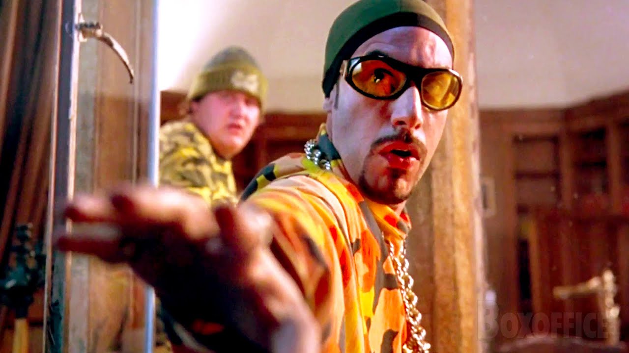 The Human Chain Scene | Ali G Indahouse | CLIP