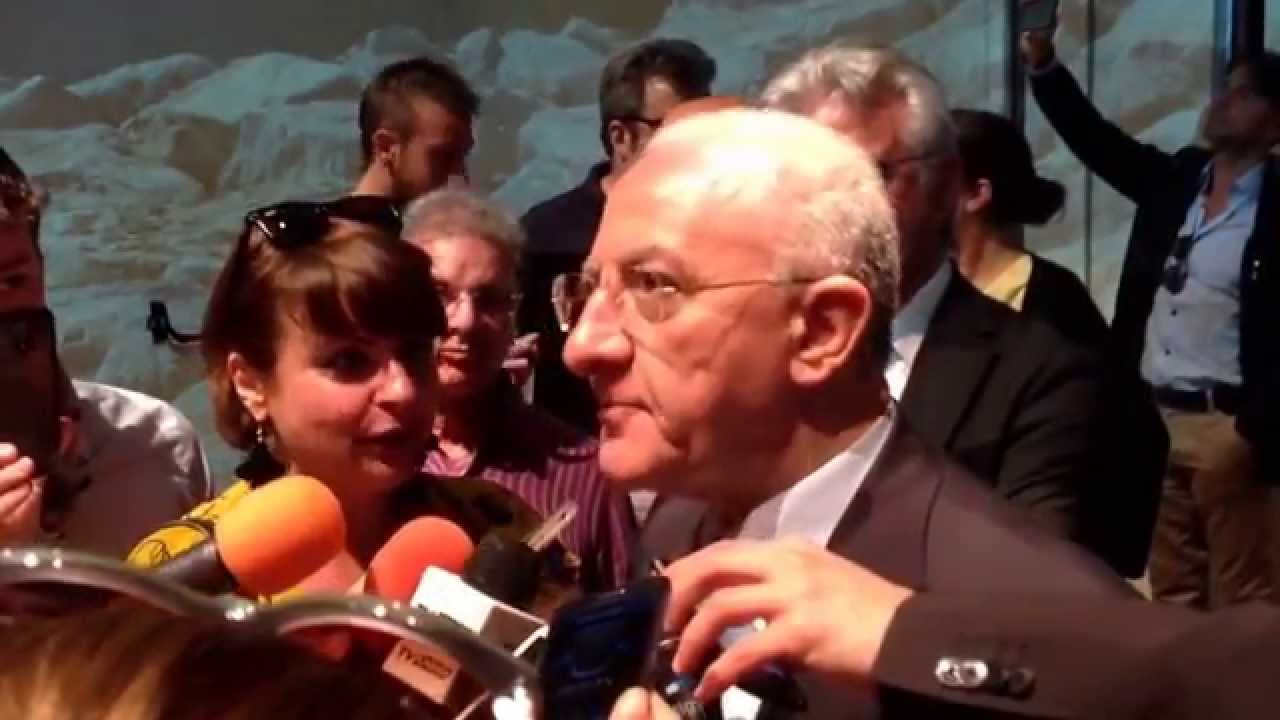Salerno, inaugurato Cinema Teatro Diana, intervista Vincenzo De Luca