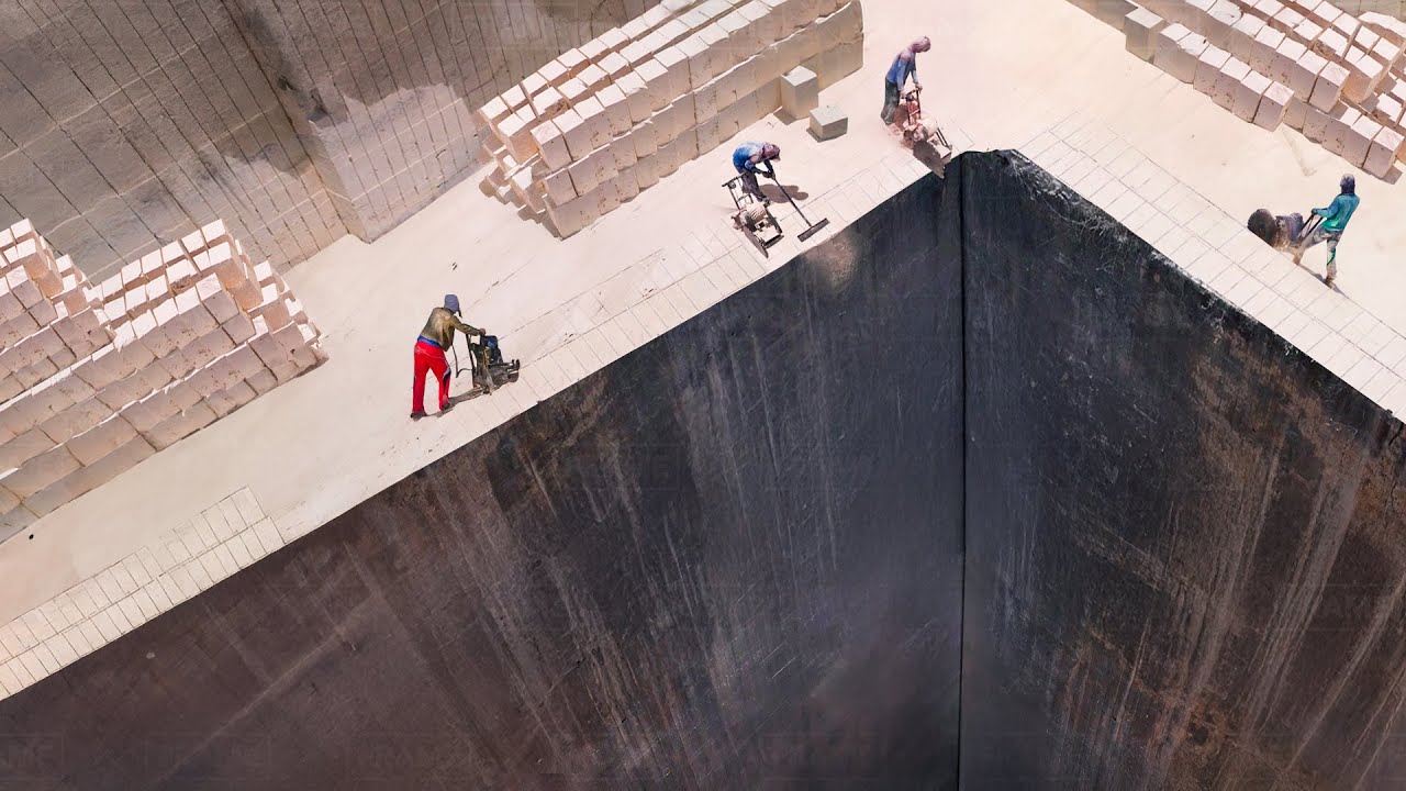 How They Mine Rocks Inside Super Deep Quarry
