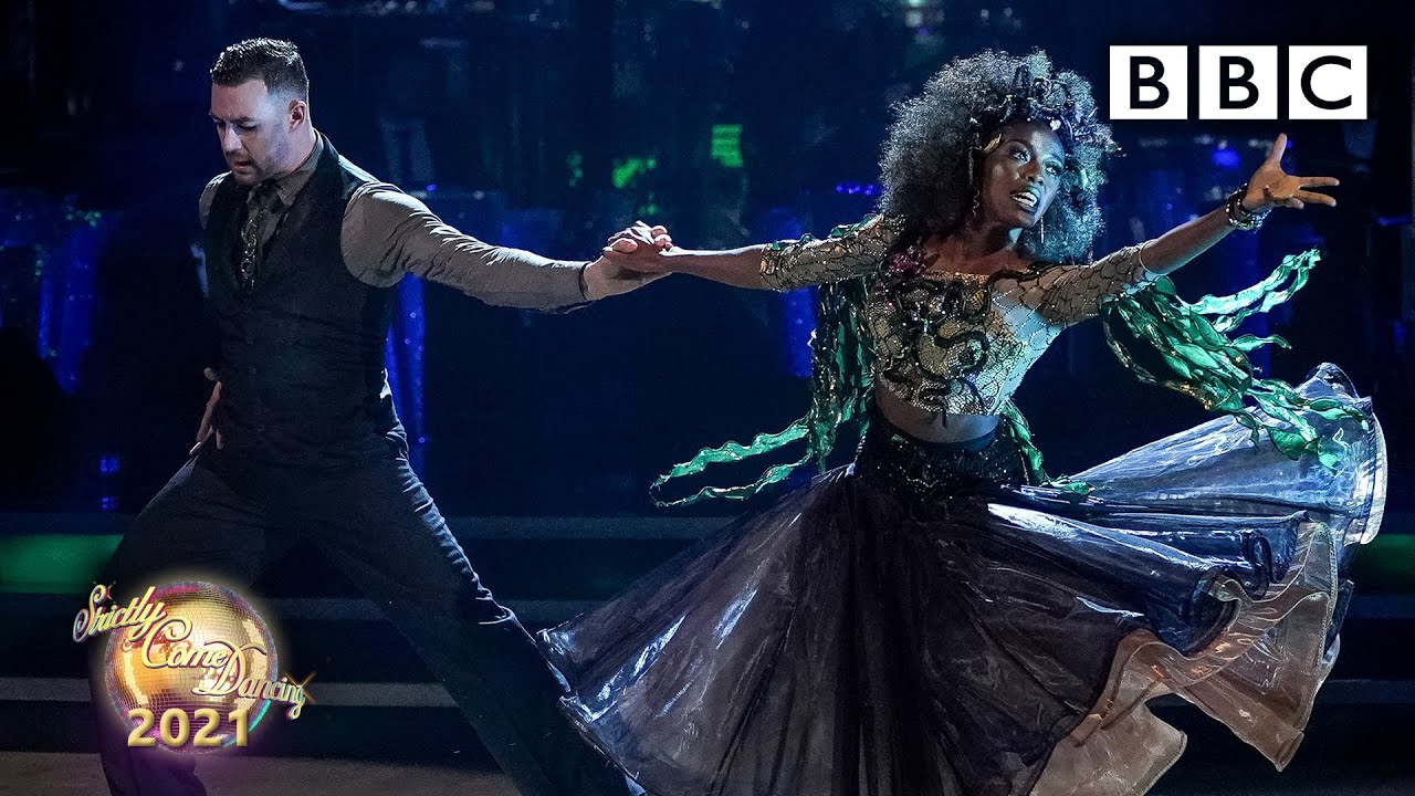 AJ Odudu and Kai Widdrington Viennese Waltz to Dangerous Woman by Ariana Grande ✨ BBC Strictly 2021