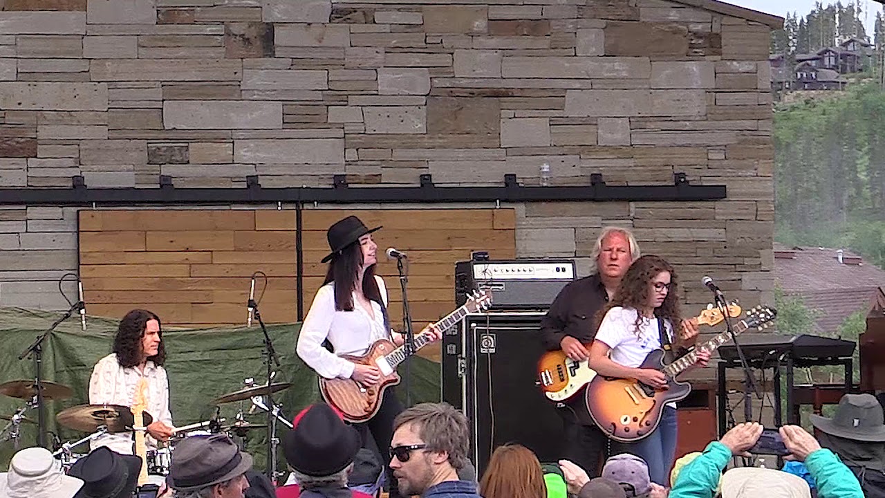 Kara Grainger w/ Sadie Johnson - 