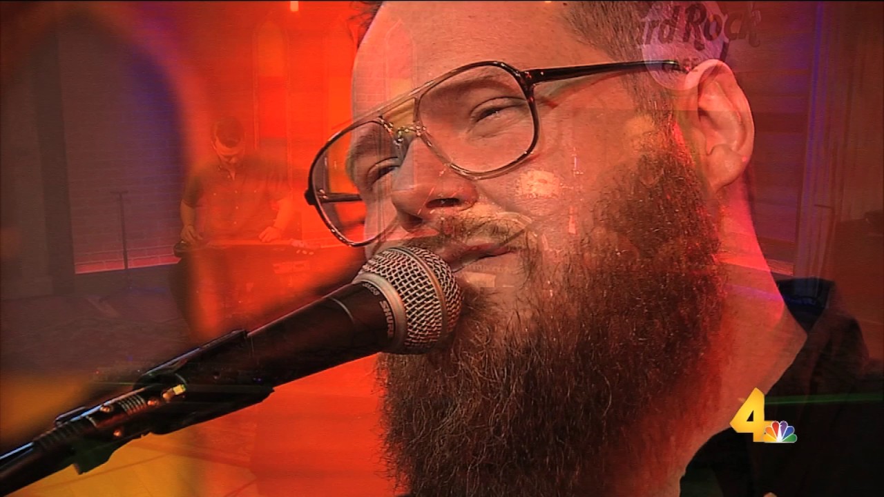 DANIEL DOSS -  BROTHER COMES HOME
