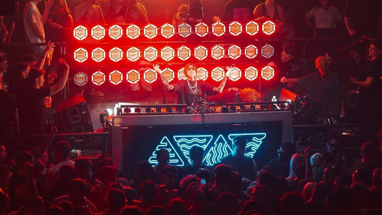 Mila Journée Live @ Elements Buenos Aires, Argentina [Full Extended Set]