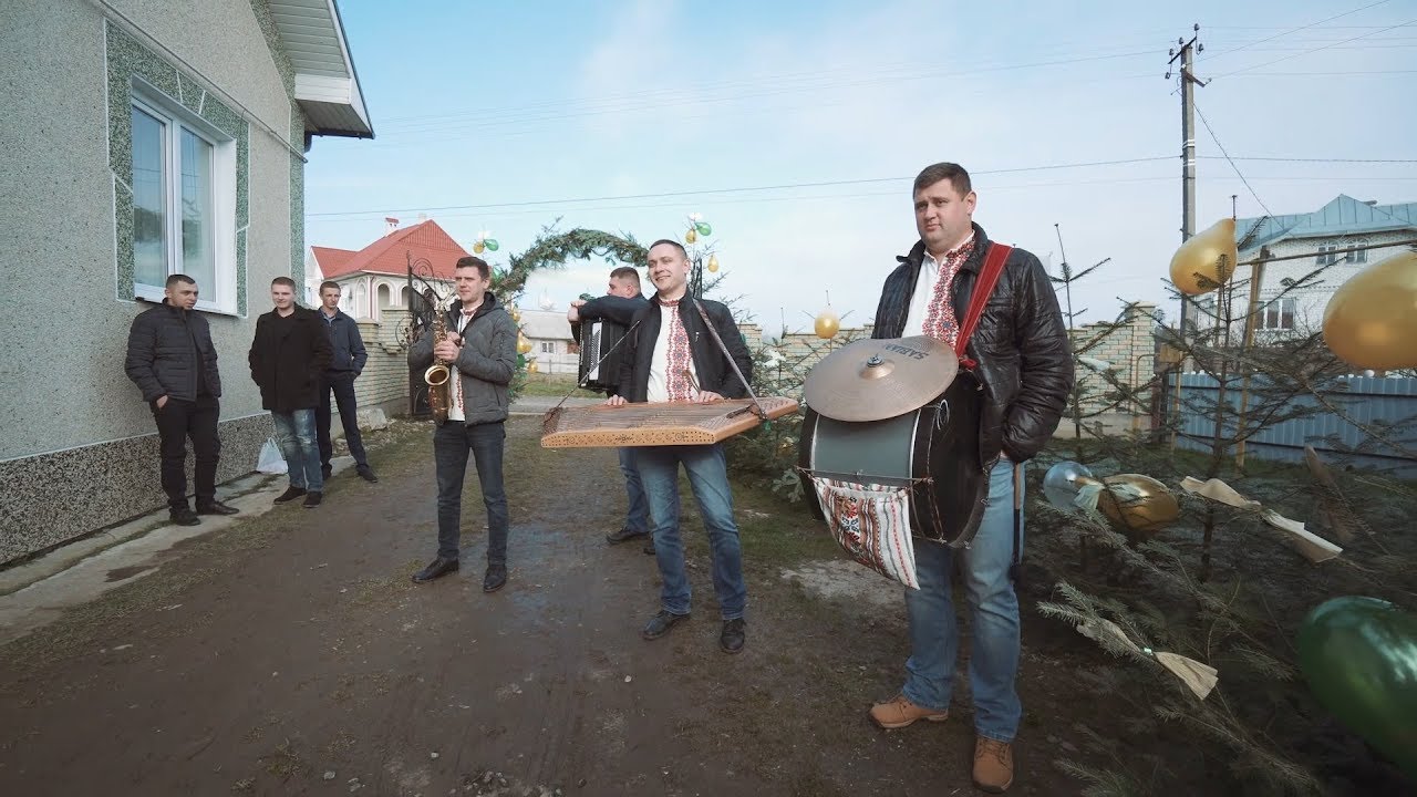 По цимбалах   надобрийдень