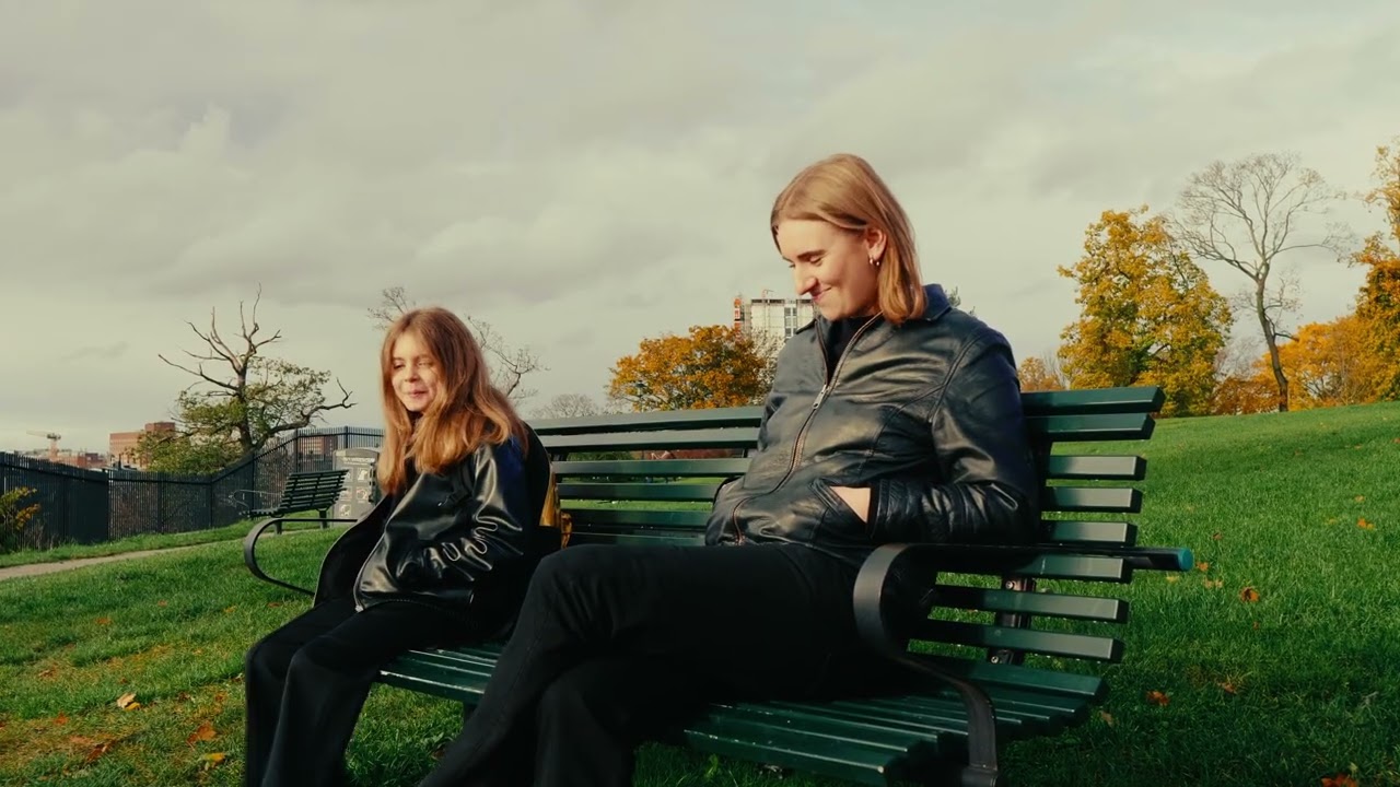 Moa Lignell - 22 kvadrat (officiell musikvideo)