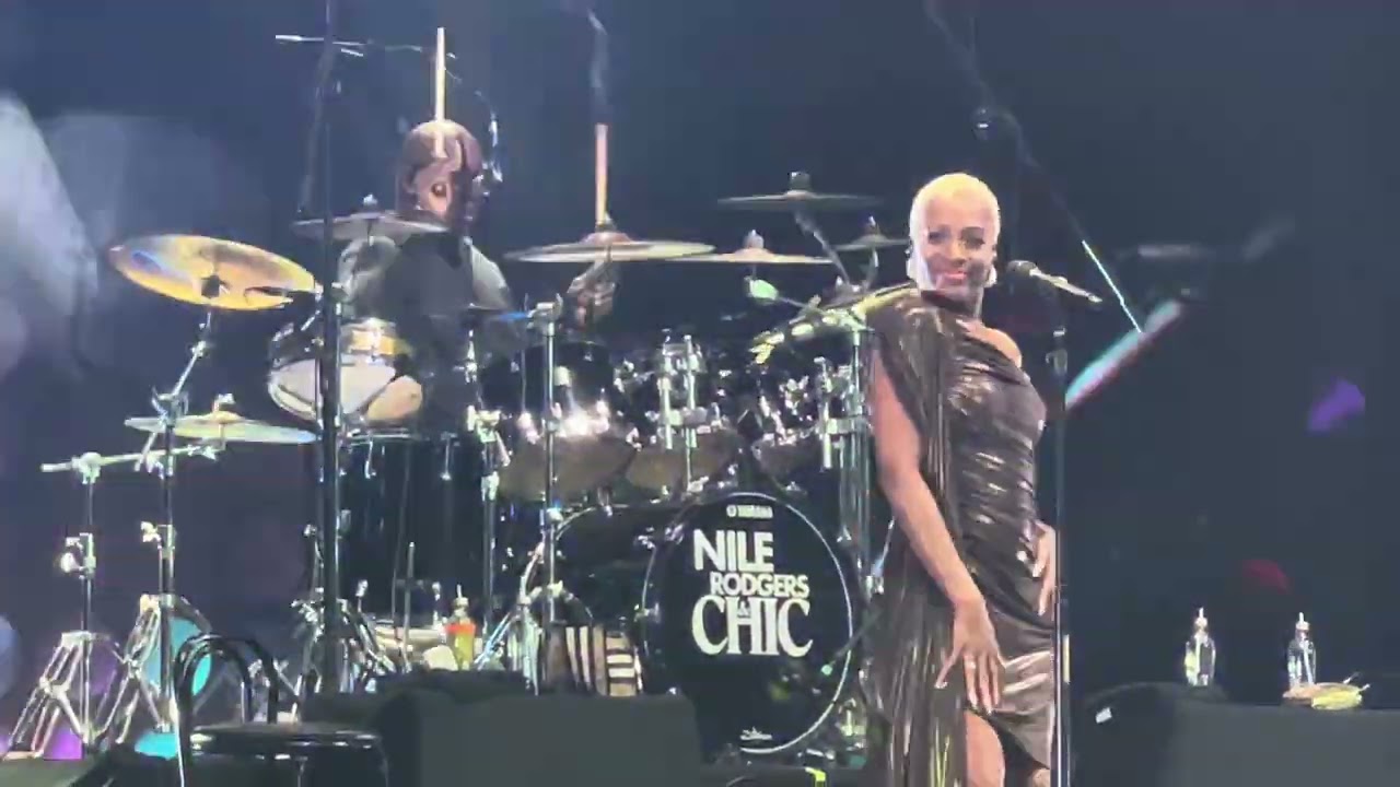 Nile Rodgers & Chic - I'm Coming Out / Upside Down / We Are Family - Santiago, Chile 18.05.2025