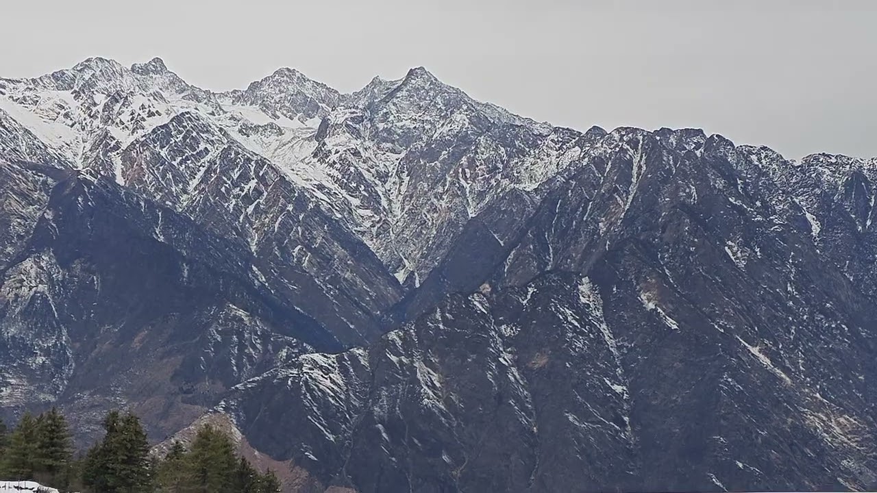 First Snowfall Auli, Uttarakhand 23/01/2026 Nanda Devi Mountain Range
