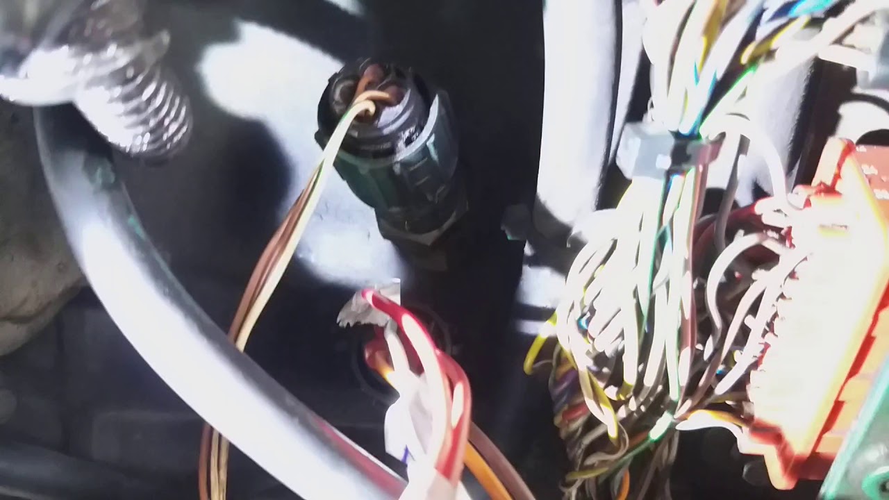 Volvo FH D12 D 380 defeito no tomada do sensor de baixa pressão de combustível e sensor de pressão