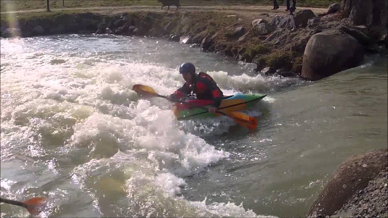 Kayak freestyle - St Pierre de Boeuf 2016
