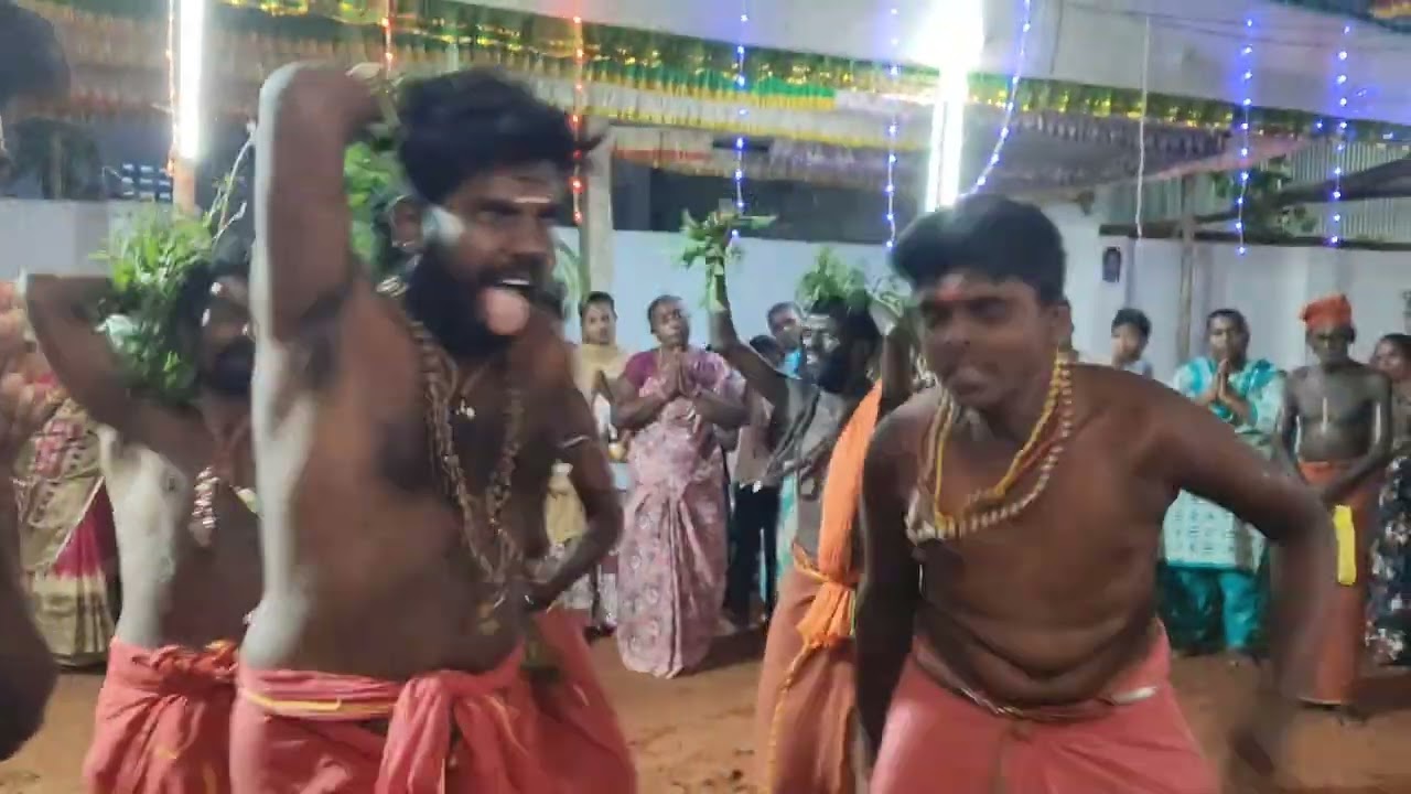 ஸ்ரீ யோக முத்தாரம்மன் தசரா குழு எள்ளுவிளை 6ஆம் நாள் பூஜை