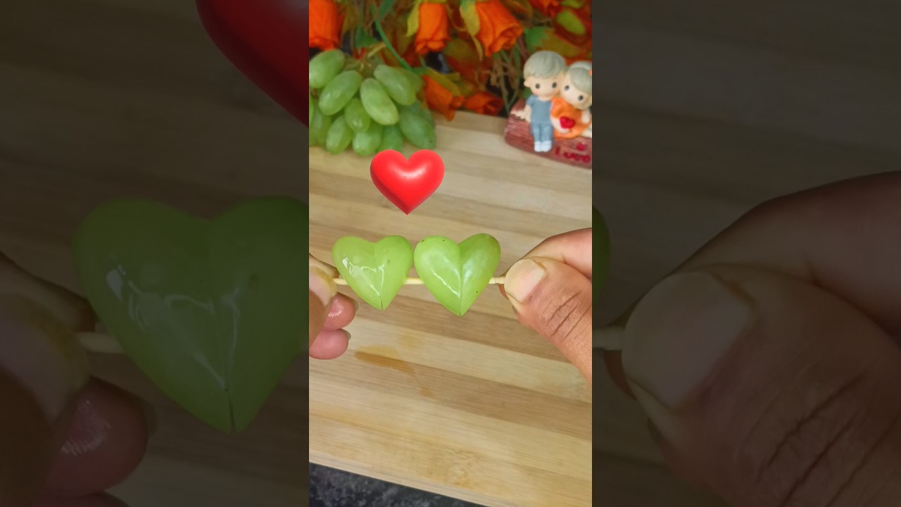 Grapes Decoration ideas 🤔 Heart Shape Grapes ❤️ Cutting Hack 🥰