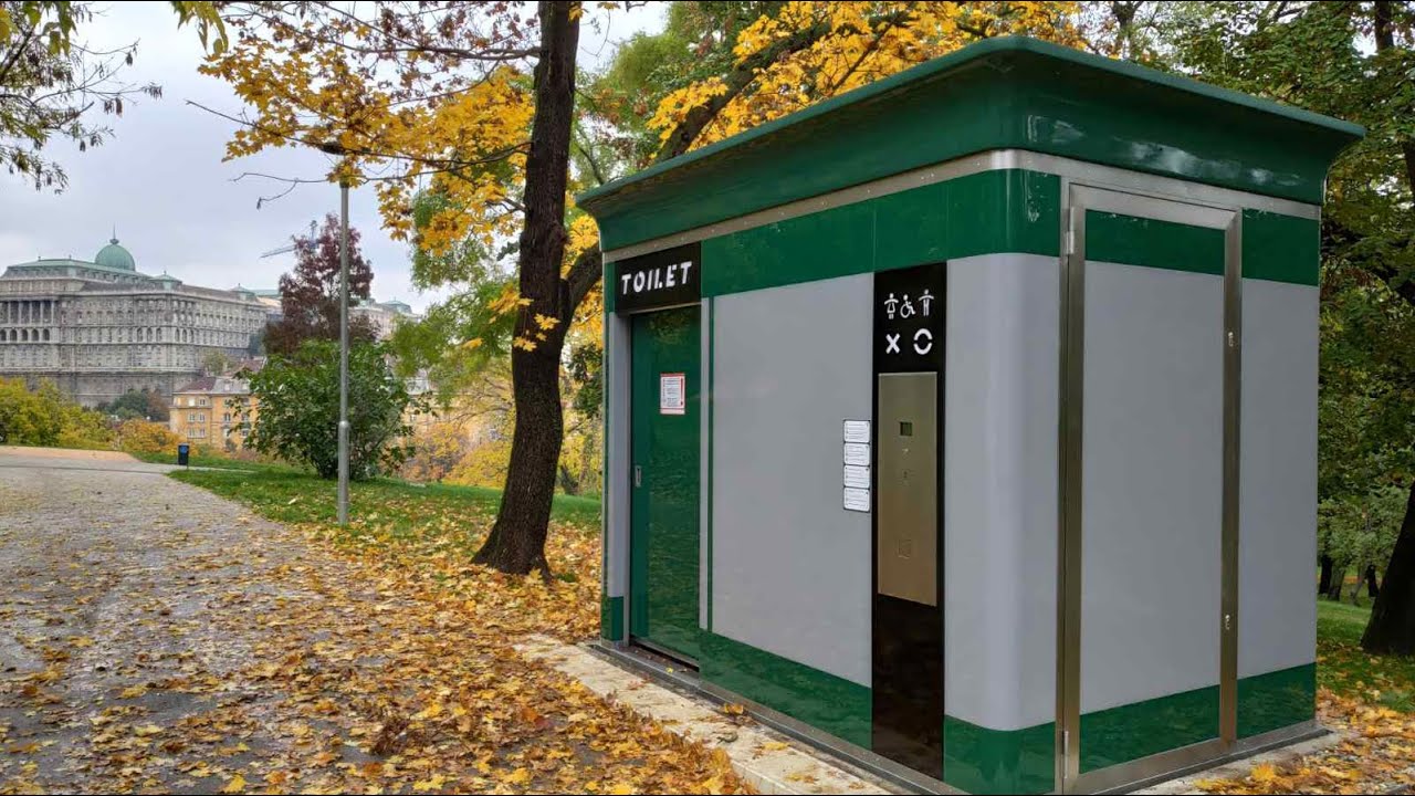 Automatikus működésű, utcabútor jellegű nyilvános illemhelyek a B&K Kft kínálatában