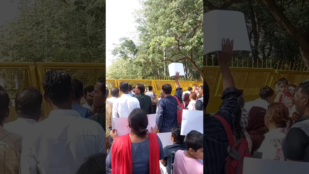 #DMD protest at CM House