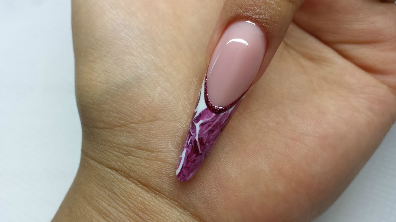 TUTORIAL UÑAS DE GEL: Mandorla Gotica en Tonos Morados