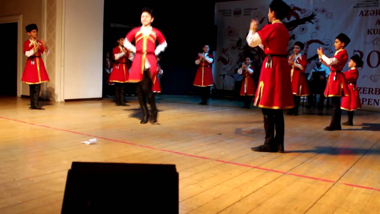 Inci Reqs Ansambli _ Qazagi Reqsi (Azerbaijan cup)