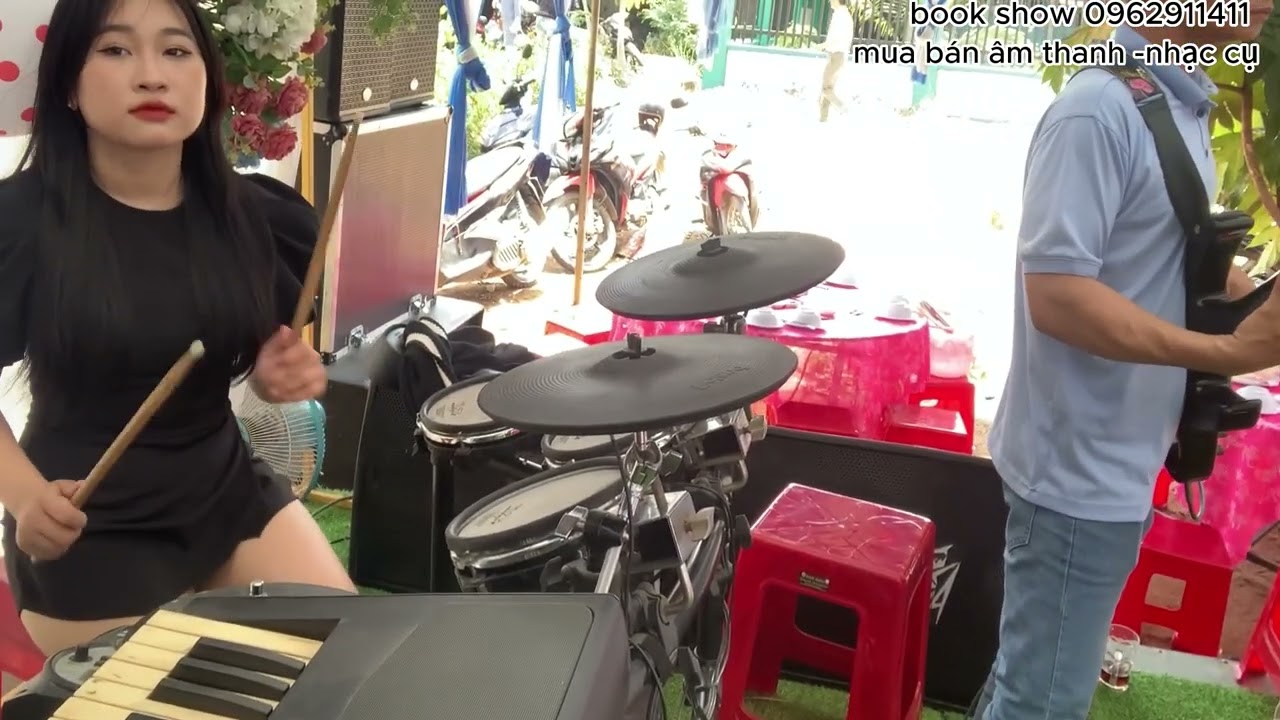 Cha cha giọng ca quá trữ tình như ca sĩ Quang Lê | NiNi Drum Nữ