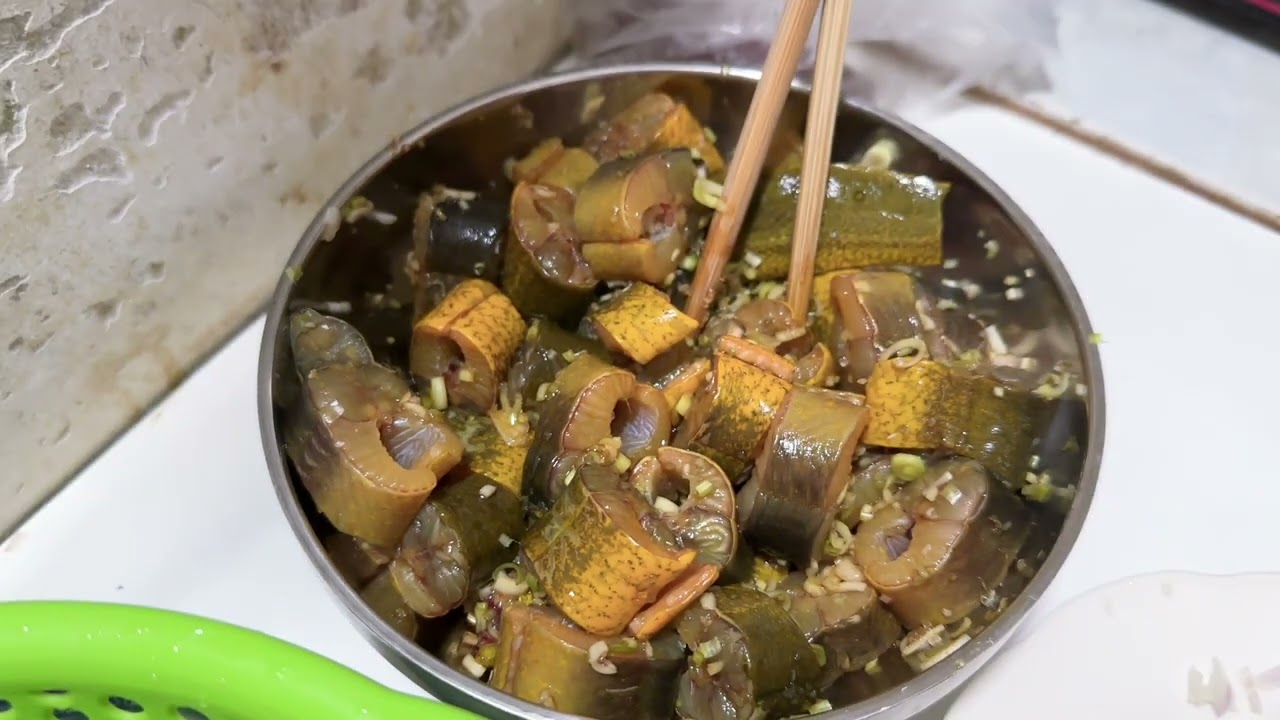 Lươn kho xả.đậu  rồng xào món ăn đơn giản của gia đình // ẨM THỰC MIỀN TÂY/