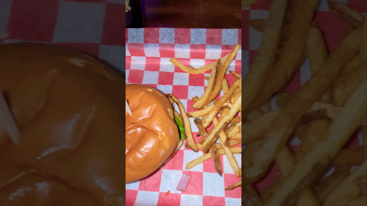 $5 Burgers 🍔 + Music Bingo Night 🎶 | Best Deal in Town! #foodie #burgerlovers #bingo #shorts