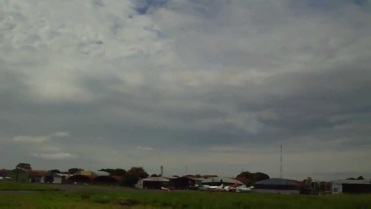 60 aniversario del Colmilav - Esquadrilha da Fumaça Brasil - Trompillo Santa Cruz Bolivia