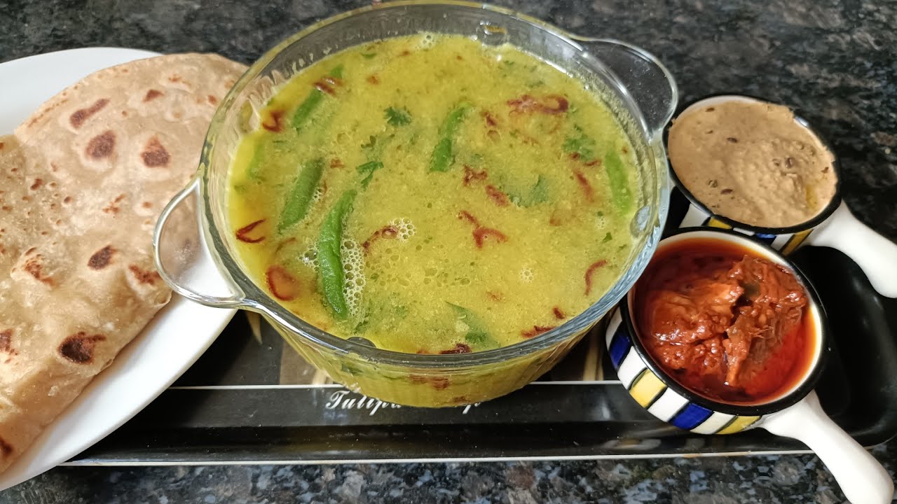 Hyderabadi nashta famous meethi dal ya pheeki dal recipe moong dal #food #recipe 