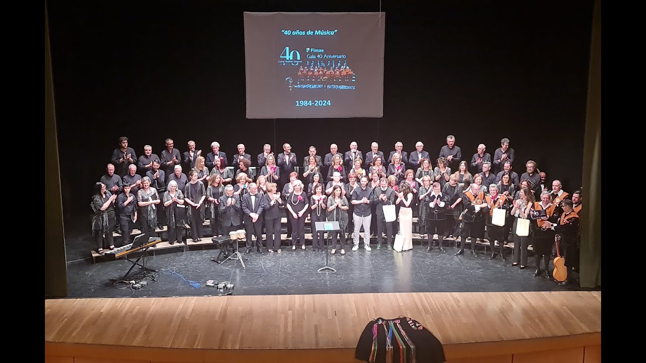 #LINARES ( Jaén ) 𝐆𝐀𝐋𝐀 𝟒𝟎 𝐀𝐍𝐈𝐕𝐄𝐑𝐒𝐀𝐑𝐈𝐎 𝐂𝐎𝐑𝐀𝐋 𝐀𝐍𝐃𝐑𝐄́𝐒 𝐒𝐄𝐆𝐎𝐕𝐈𝐀