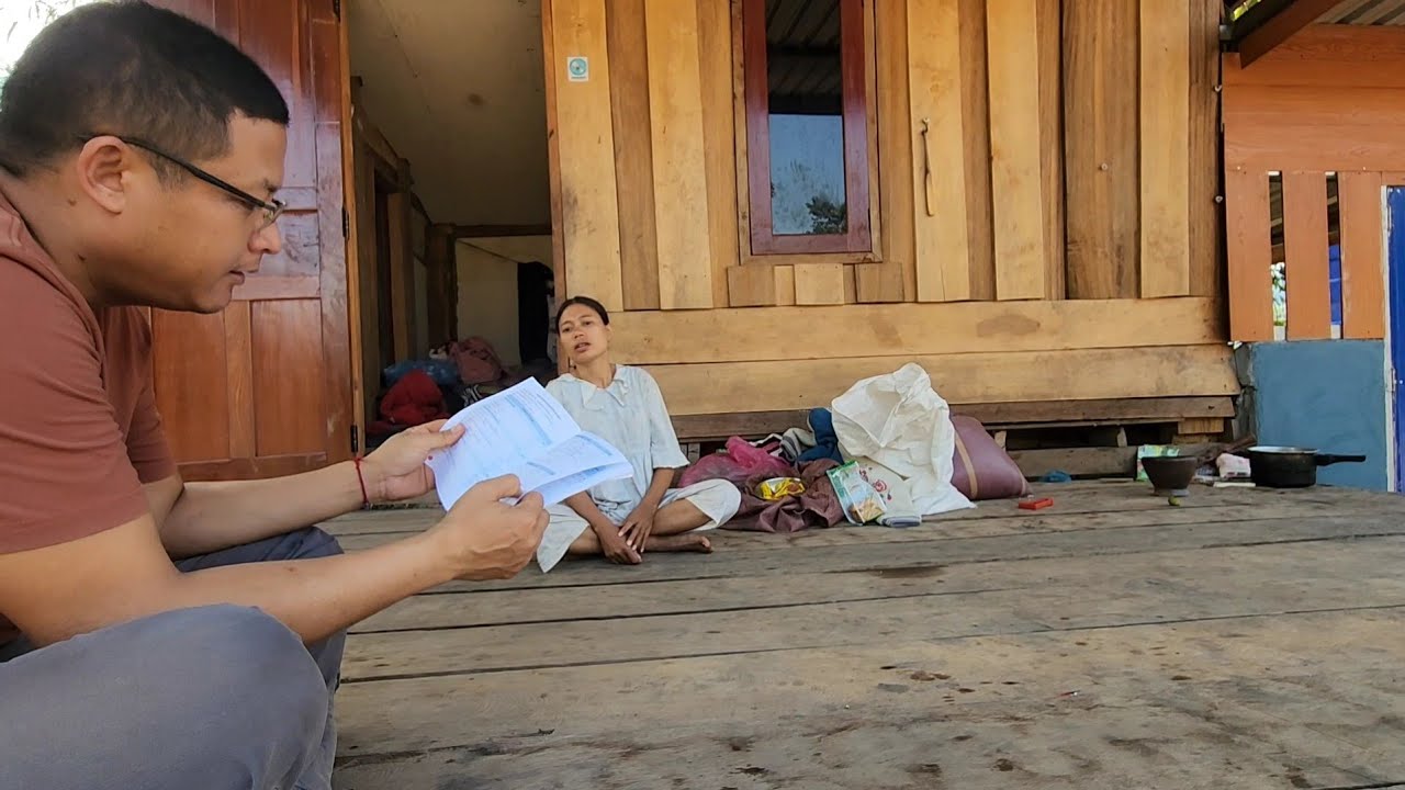 สาวลี ไปตรวจครรภ์ ได้เด็กหญิง #เผ่าตองเหลืองในลาว #คนป่า #ตองเหลือง 
