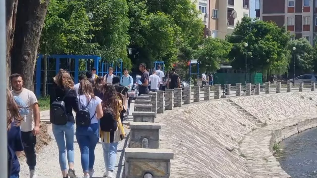 Poli 9: Podujevë, Besianë apo Podujevo?