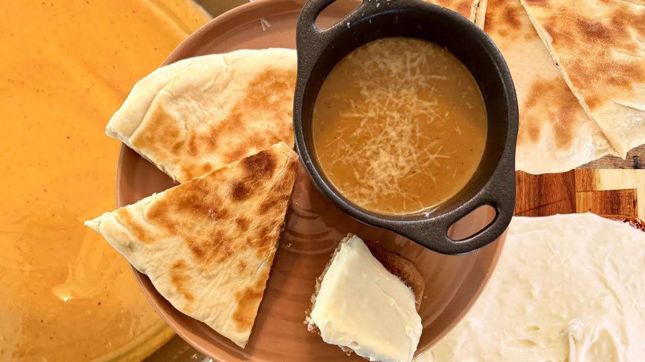 Creamy Butternut Squash Soup + Prosciutto Spinach Mozzarella Naan | Banana Bars Dessert