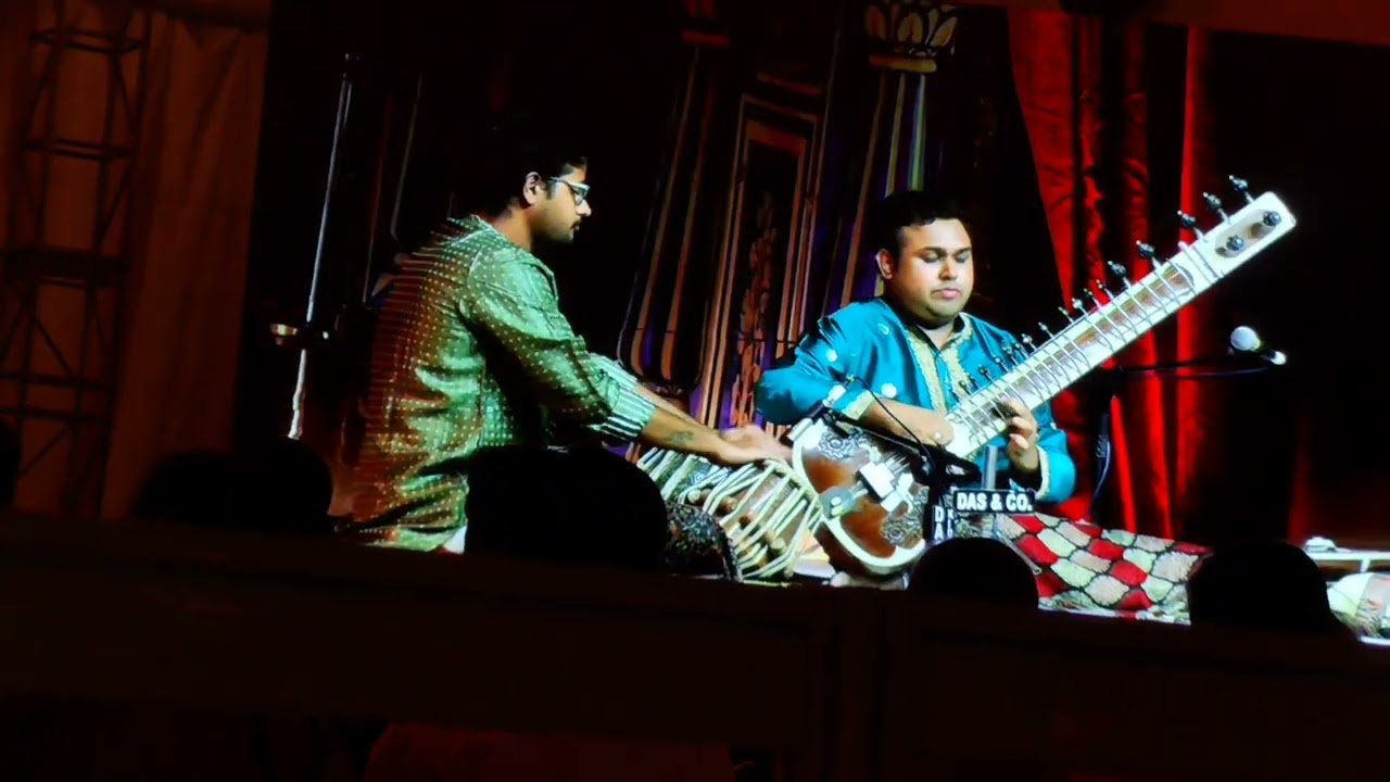 সেতার ও তবলার সুরেলা উপস্থাপনা। Mesmerizing presentation of Sitar and Tabla.