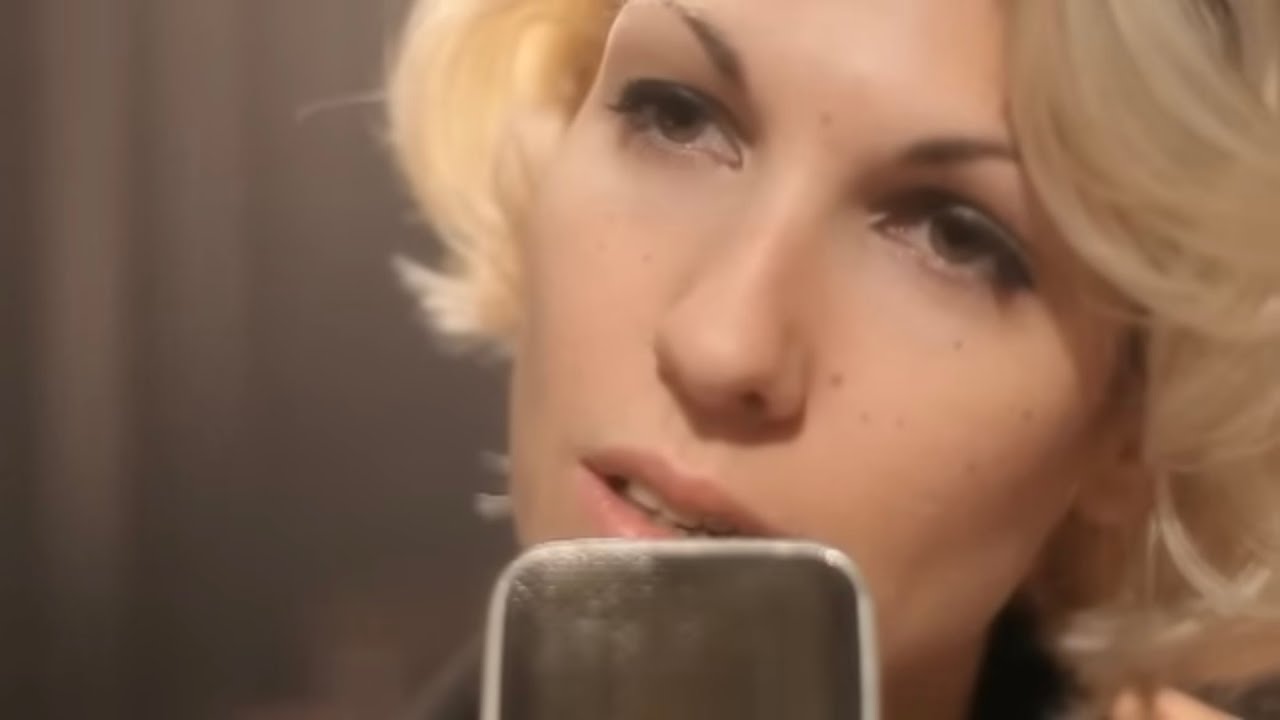 Karen Souza - Do You Really Want To Hurt Me (Live)