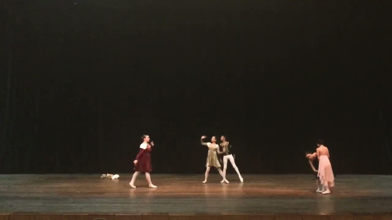 COREOGRAFIA ROMEU E JULIETA - Unit Escola de Dança