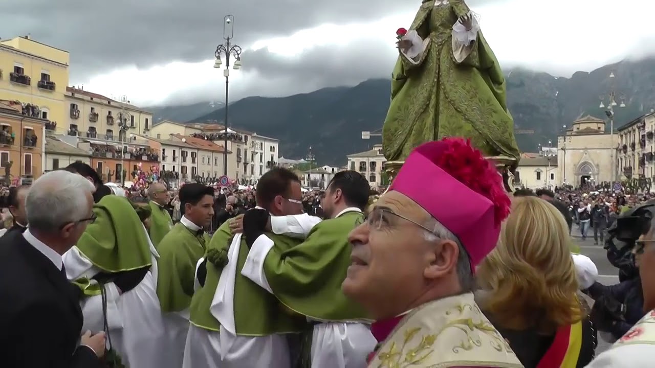 Madonna che scappa - Sulmona, Abruzzo, Italy