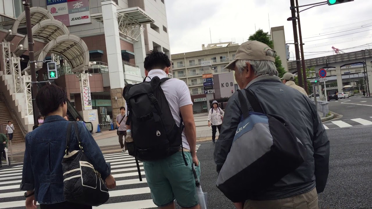杉田駅から新杉田駅まで