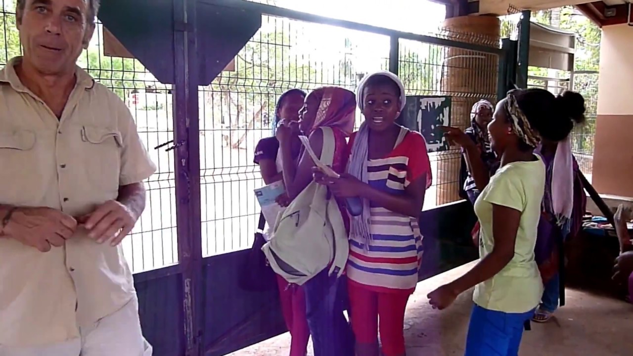 Présentation du collège M'tsangamouji pour les parents - version française