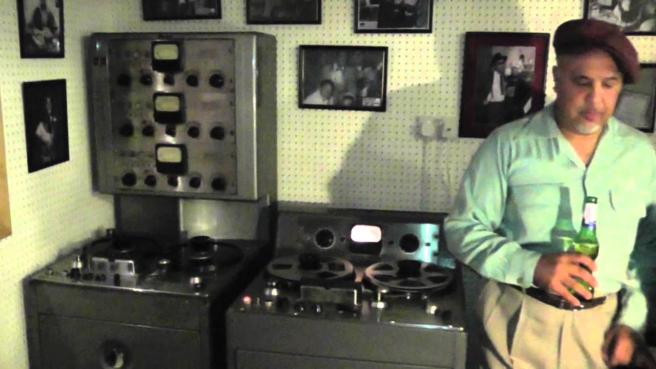 SUGAR RAY'S VINTAGE RECORDING STUDIO ESSEX Sugar Ray's Lucky Strikes BONGO BOOGIE