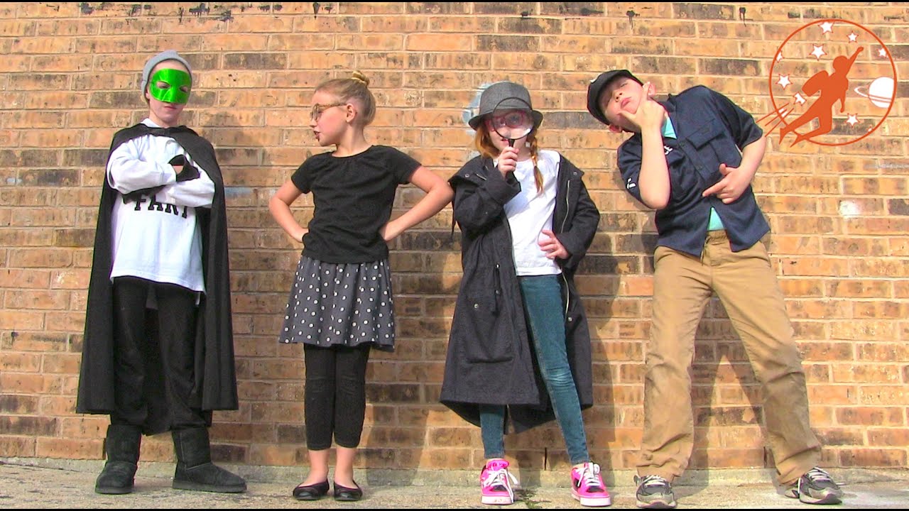 Little Heroes 18 - The Detective, The Giant Stinker Surprise and The Cops