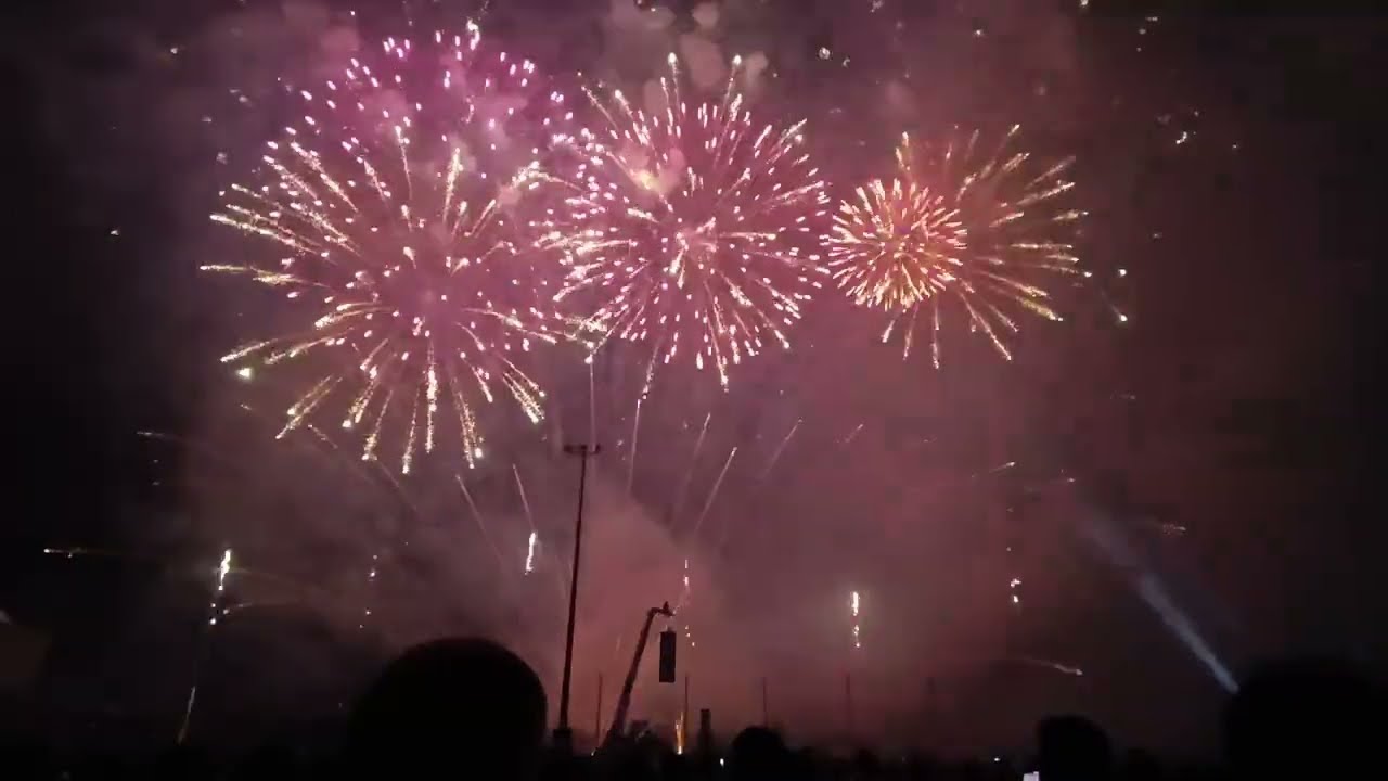 Feu d'artifice Monteux Édition 2023 ( Bouquet Finale )
