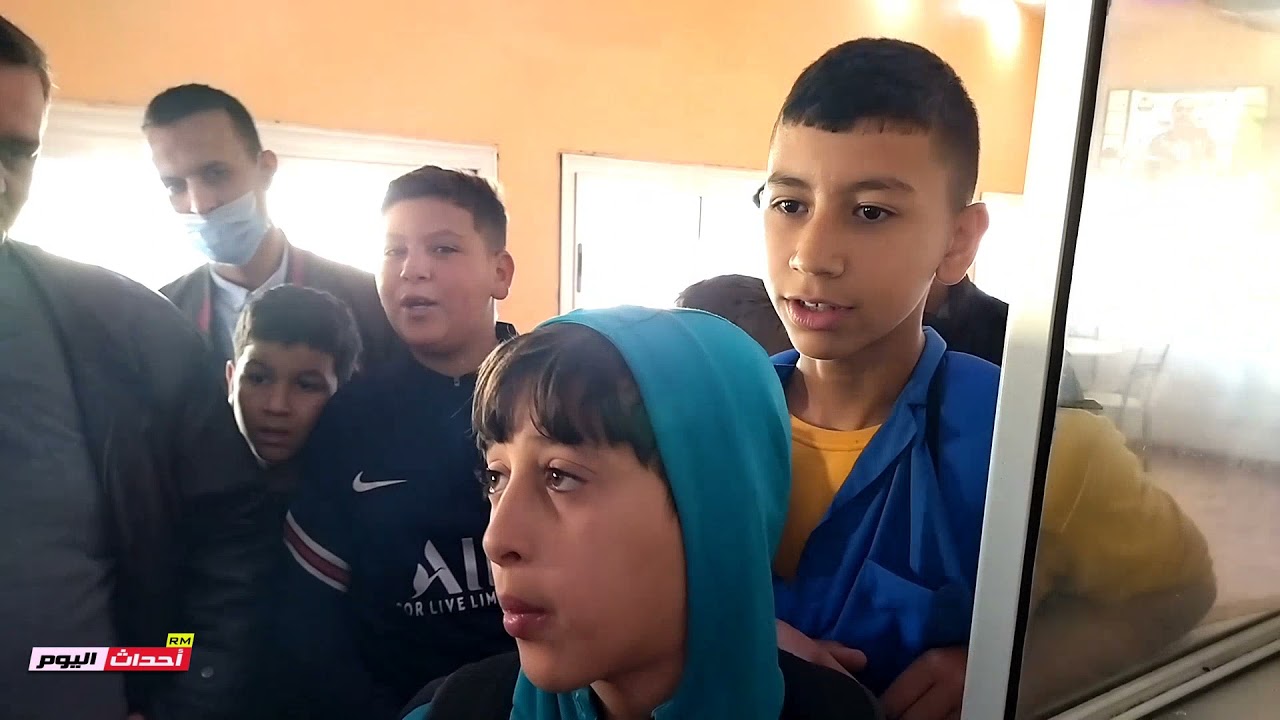 حزب الجيل جديد رفقة الدكتور سفيان الجيلالي بشعبة اللحم عين تموشنت 12_11_2021