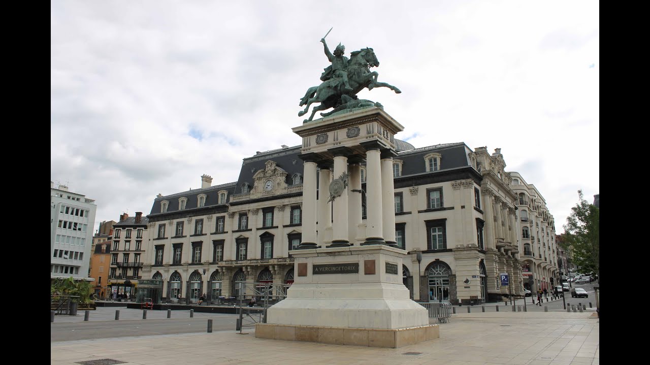 Sortir en Vidéos vous propose de découvrir la ville de Clermont-Ferrand - 2016