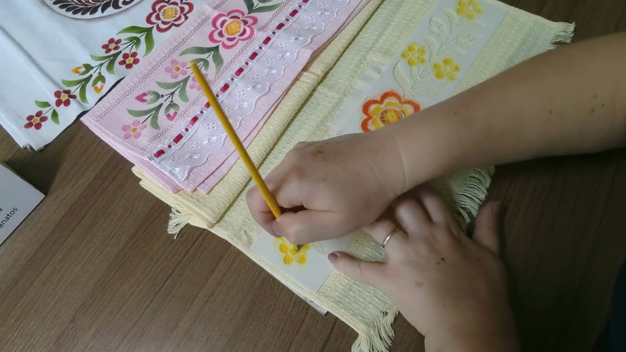 575 - Pintura fácil em barrado de ponto cruz ! Vamos aprender ?
